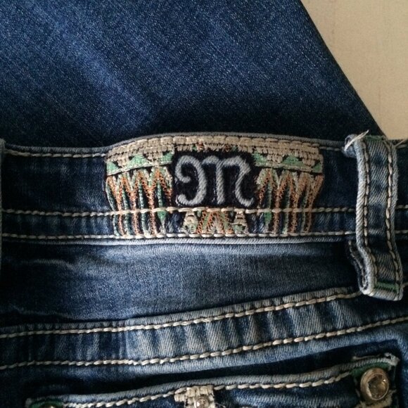 Miss Me Aztec Chloe Bootcut Womens Jeans Sz 30 Distressed Rhinestone Embroidery - Picture 8 of 11